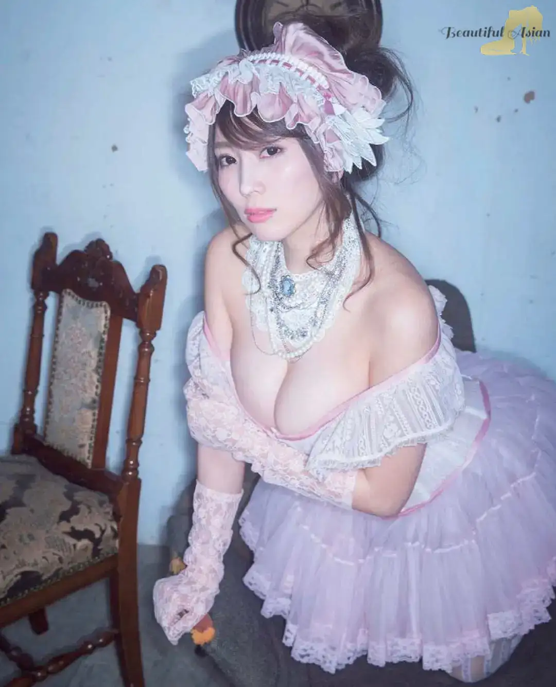 alluring woman from Japan