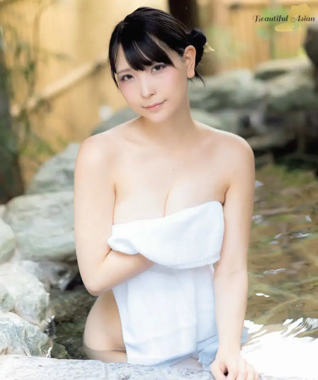 beautiful Japanese females image
