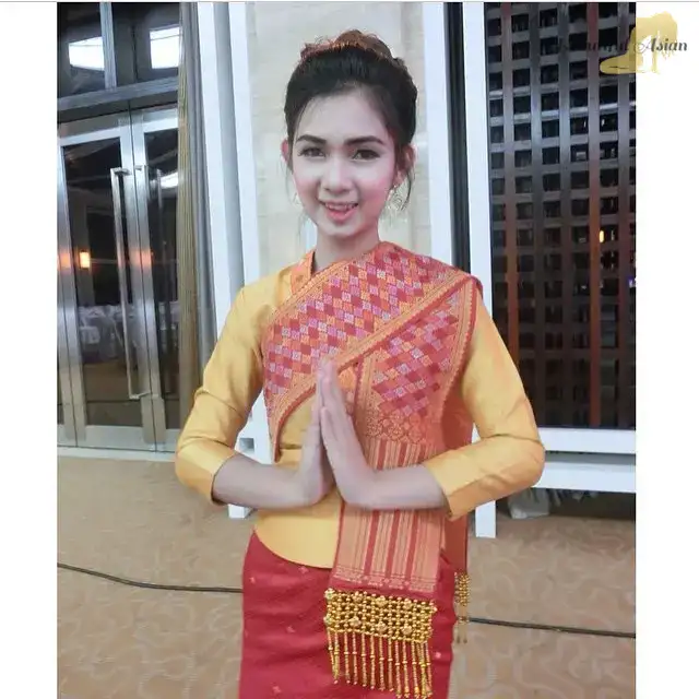 beautiful Laotian woman image