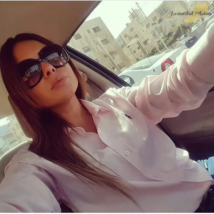 glamorous women from Lebanon