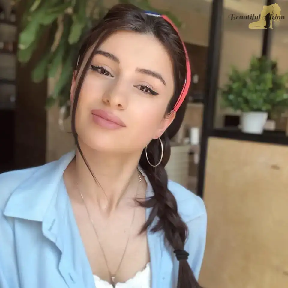 gorgeous Armenian girl