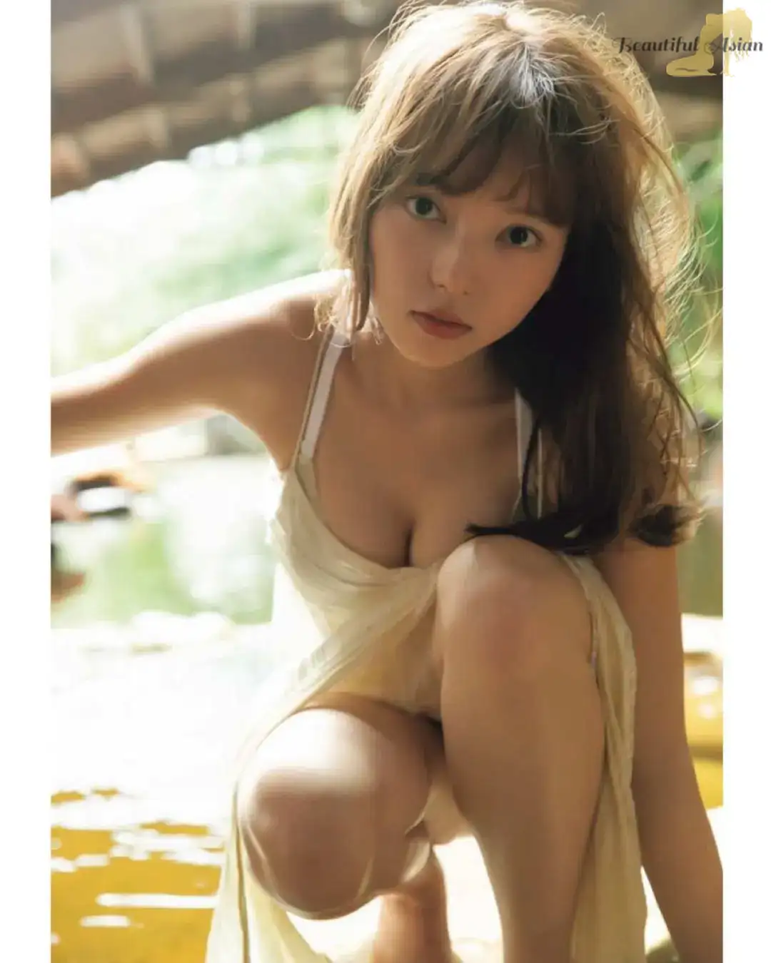 gorgeous Japanese girl pic