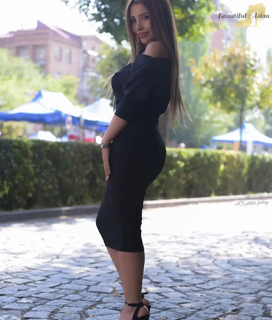 sexy Armenian hotties pic