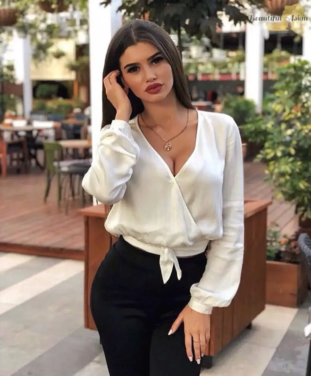 sexy Armenian woman photo