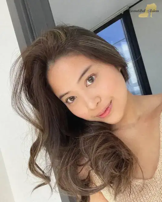sexy Chinese babe image