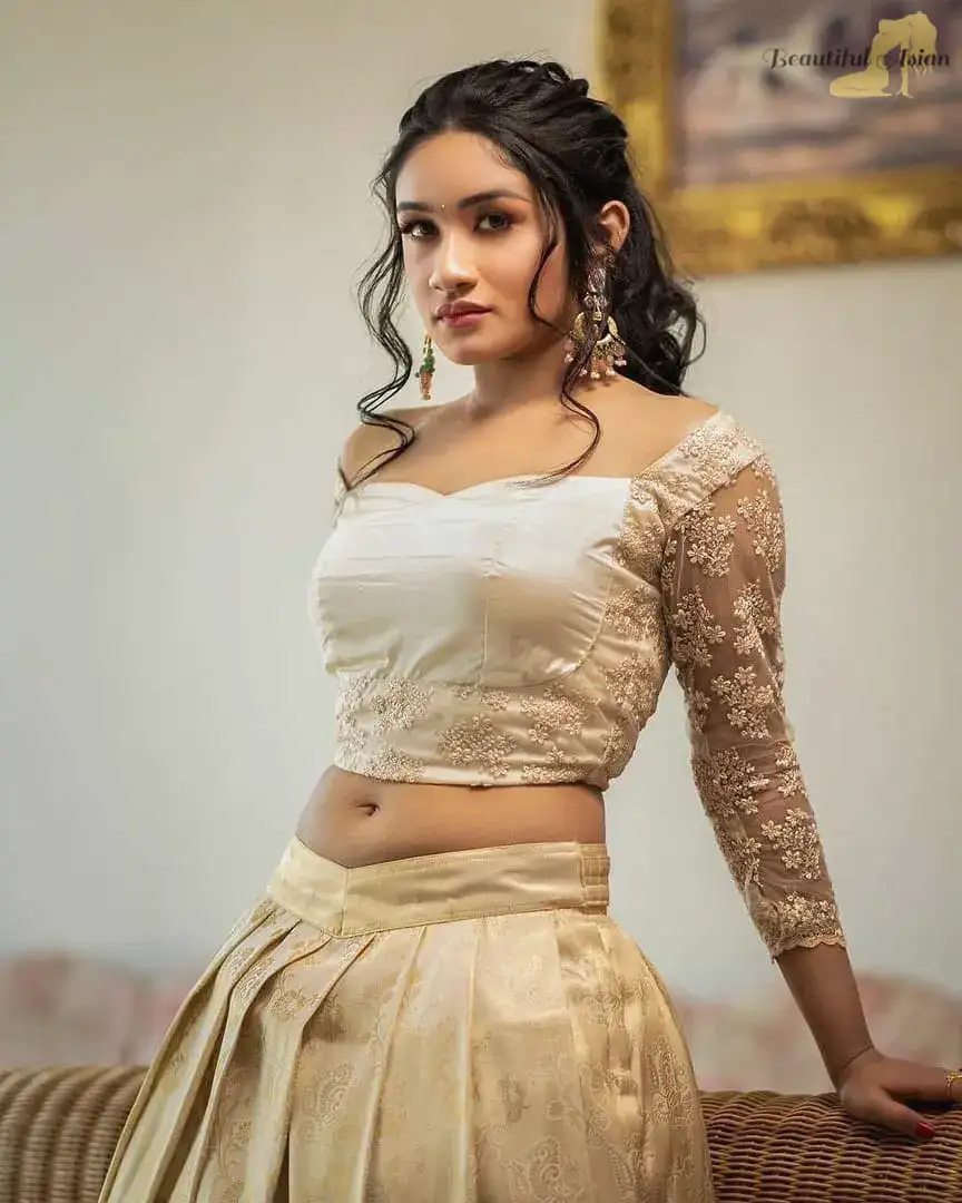 sexy Indian woman image