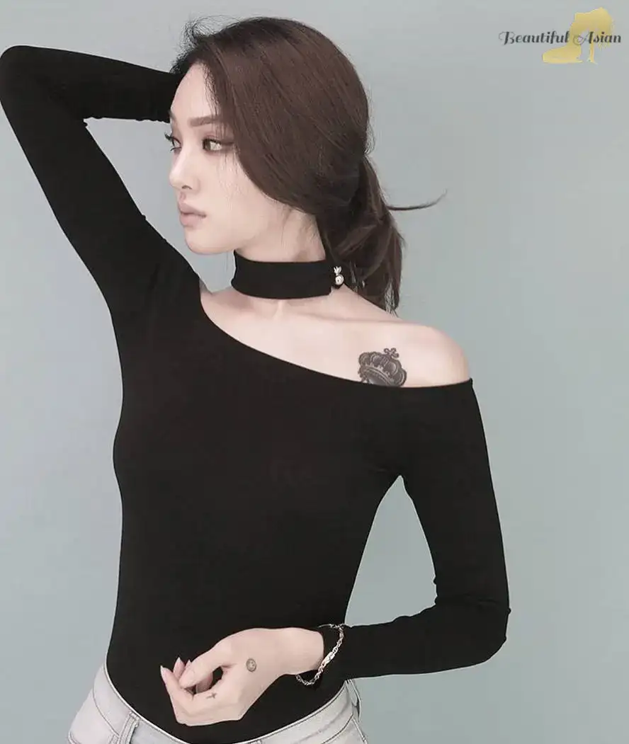 splendid Korean girl portrait