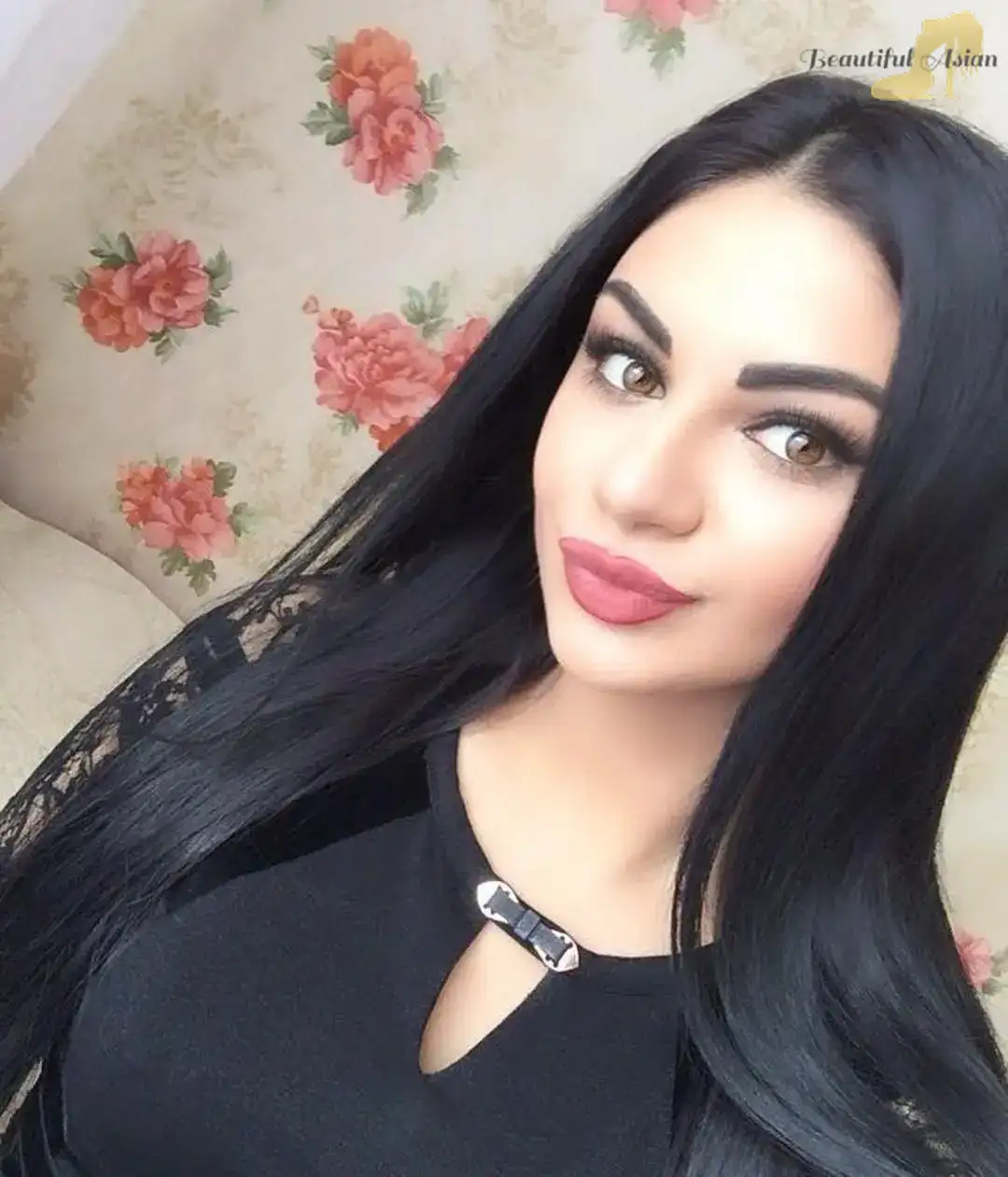 stunning Armenian female image