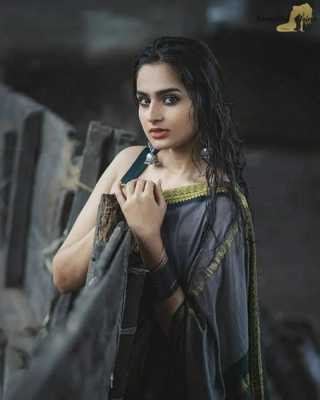 stunning Indian female